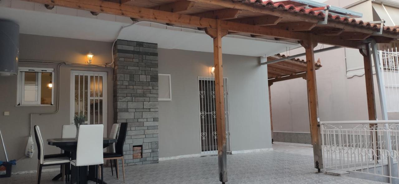 La Vita Apartments-Near Airport & Sea Артемида Стая снимка