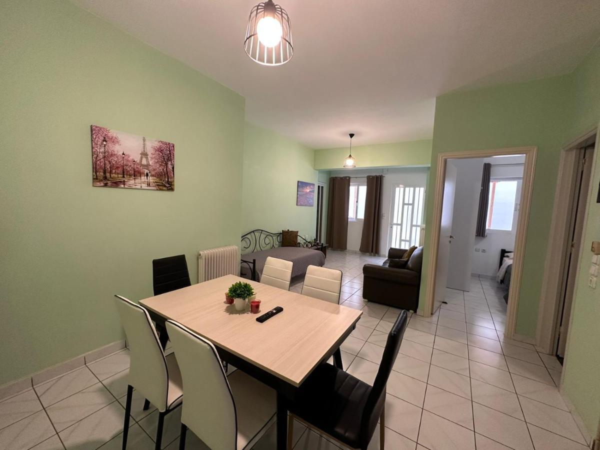 La Vita Apartments-Near Airport & Sea Артемида Екстериор снимка