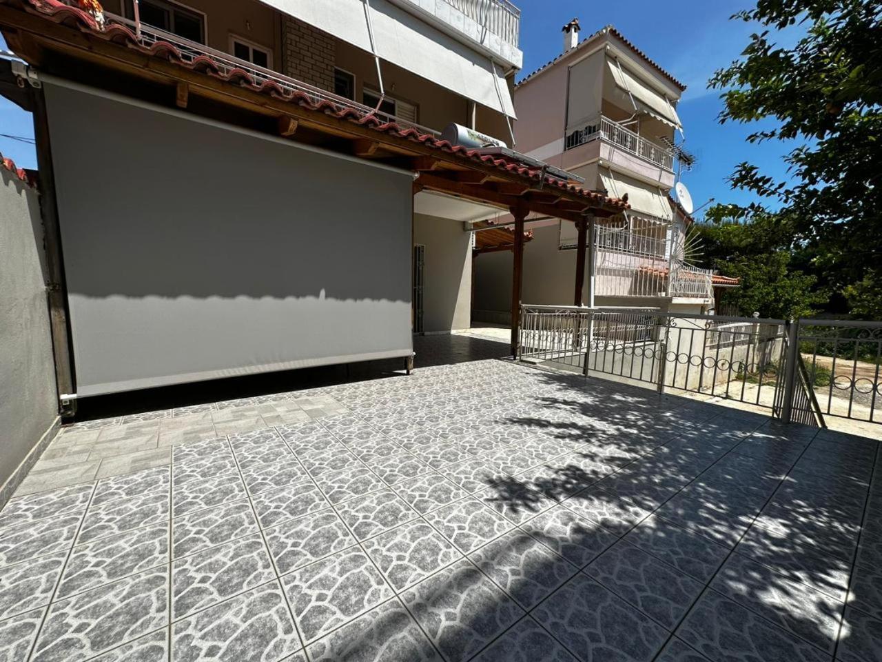 La Vita Apartments-Near Airport & Sea Артемида Стая снимка